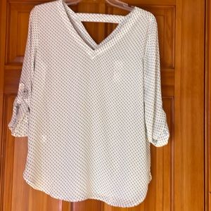 Brand new cream w/black polka dot Ann Taylor Loft 3/4 blouse (small).